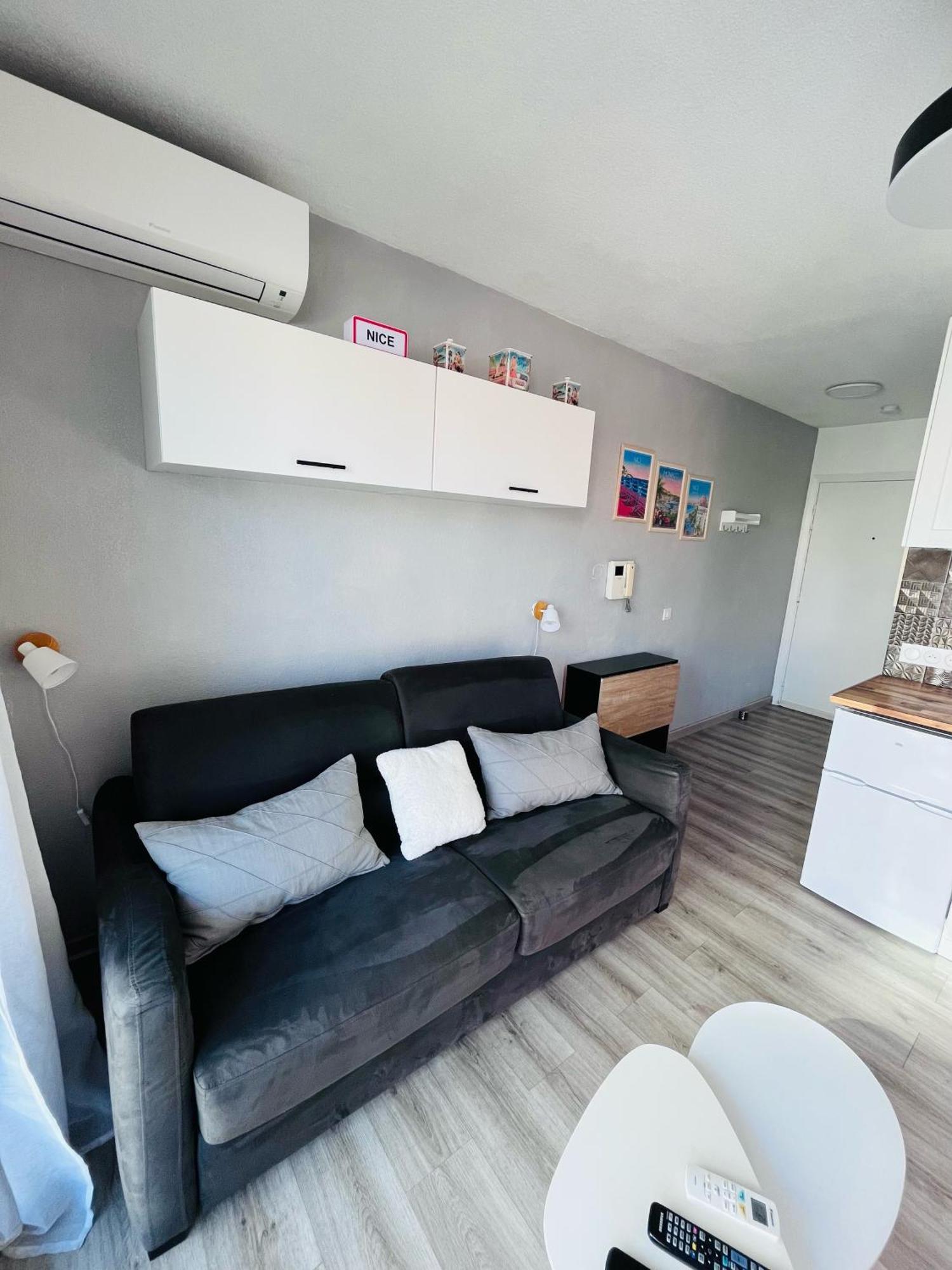 Studio Terrasse Et Parking Prive Nisa Exterior foto